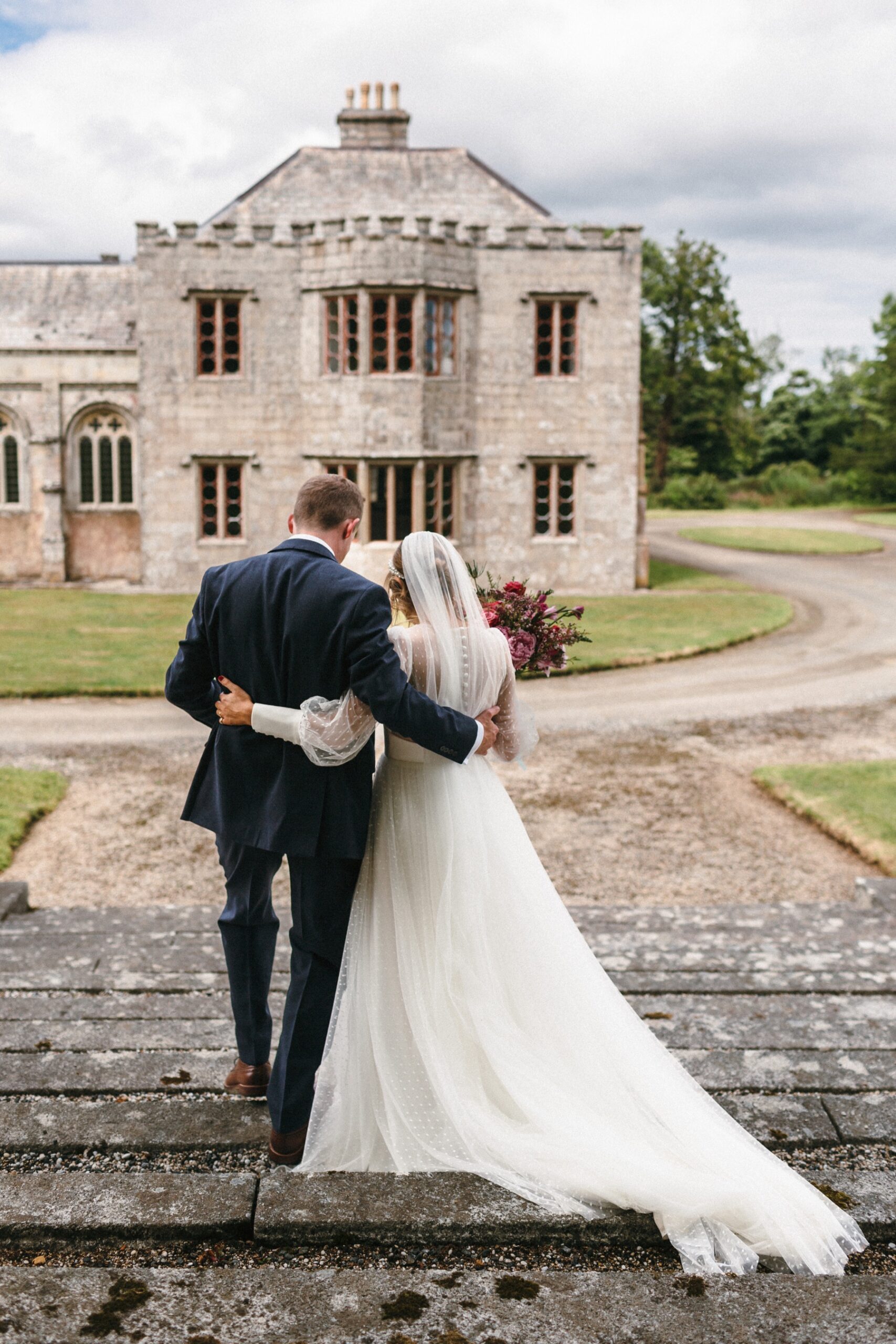 Relaxed and creative portraits of the happy couple captured by Wedding photographer Devon & Cornwall - Freckle  Photography 