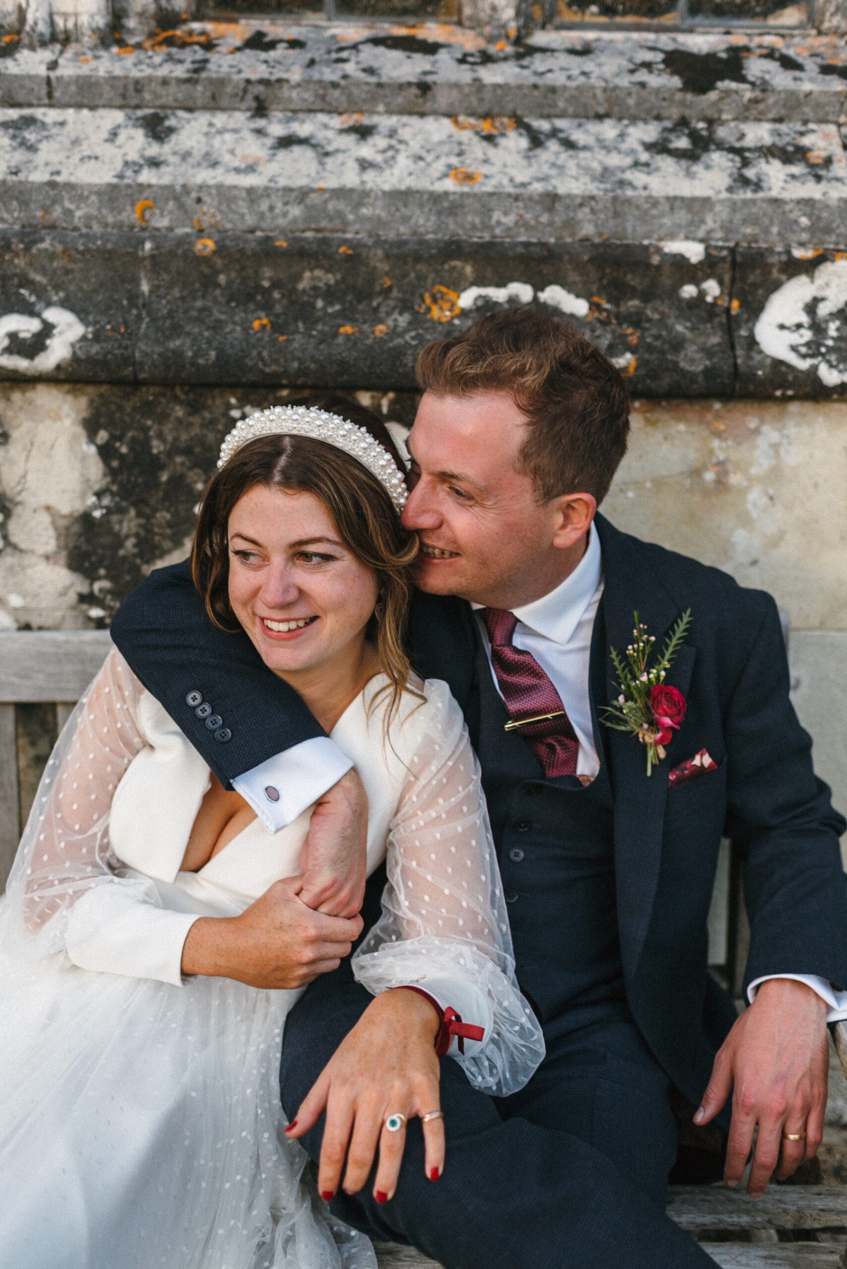 Relaxed and colourful wedding photography at Trelowarren estate in Cornwall_Wedding Photographer Devon & Cornwall