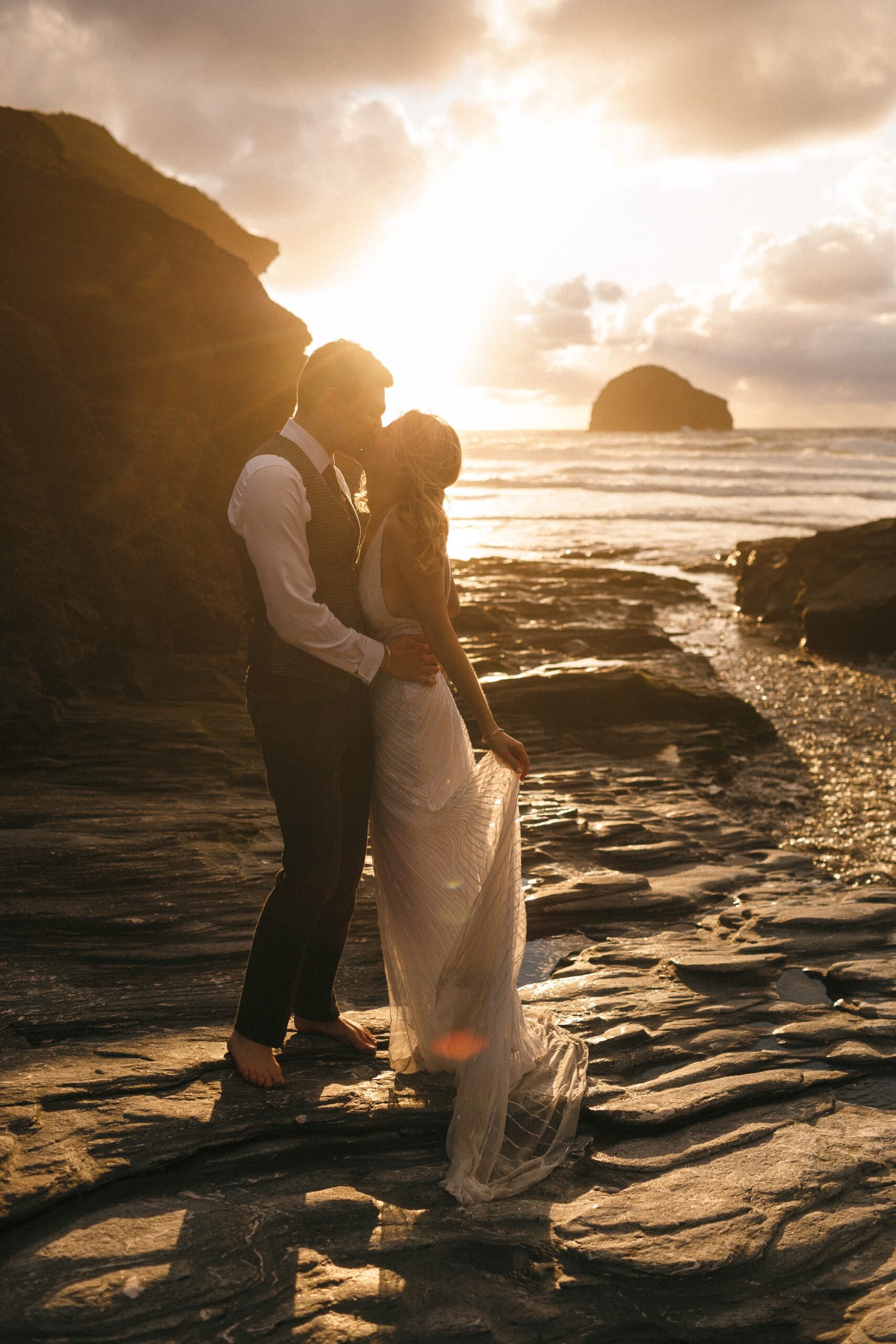 Trebarwith Strand Couple Photo at Sunset